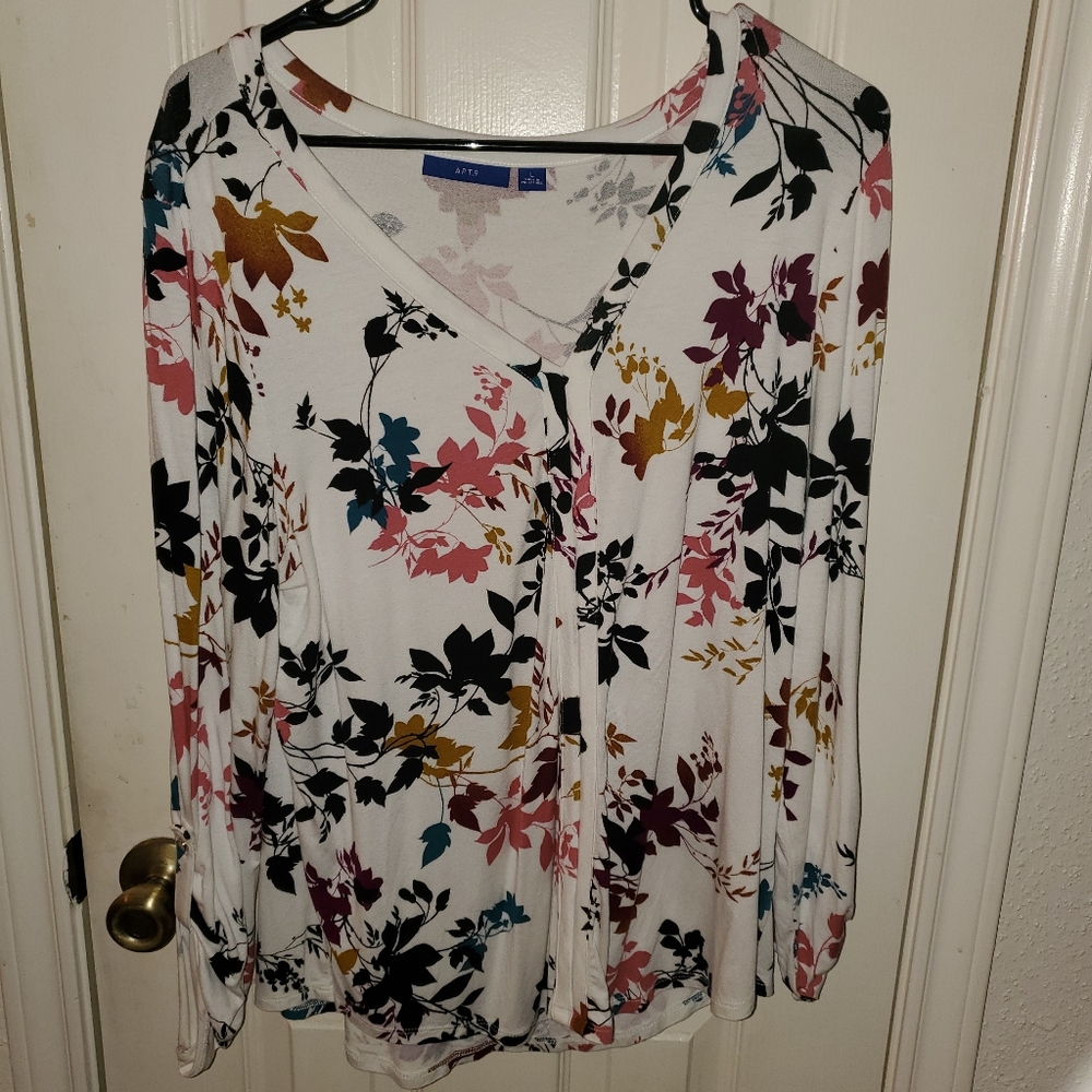 Women's Long Sleeve Top